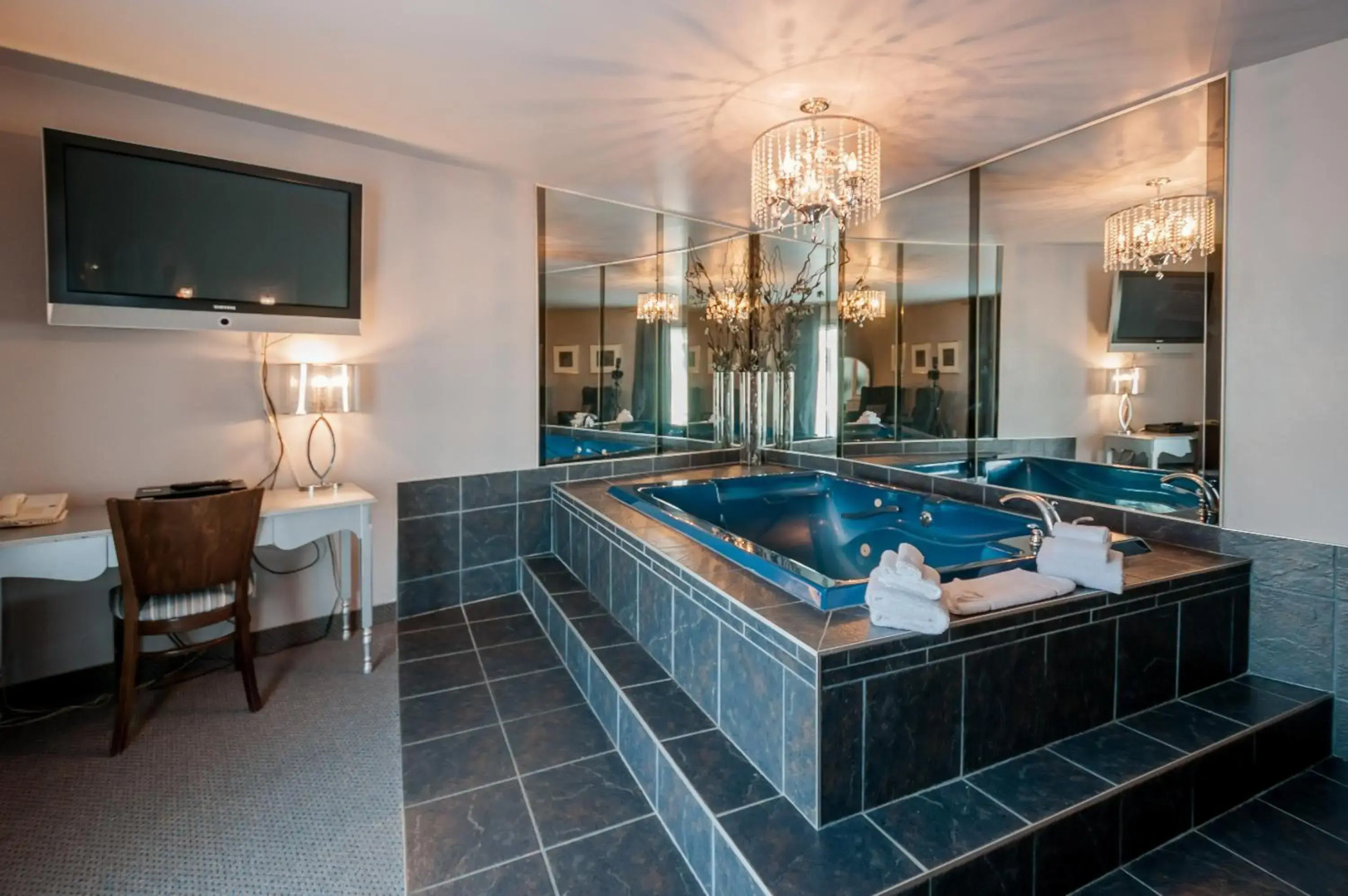 Hotel & Suites Monte-Cristo