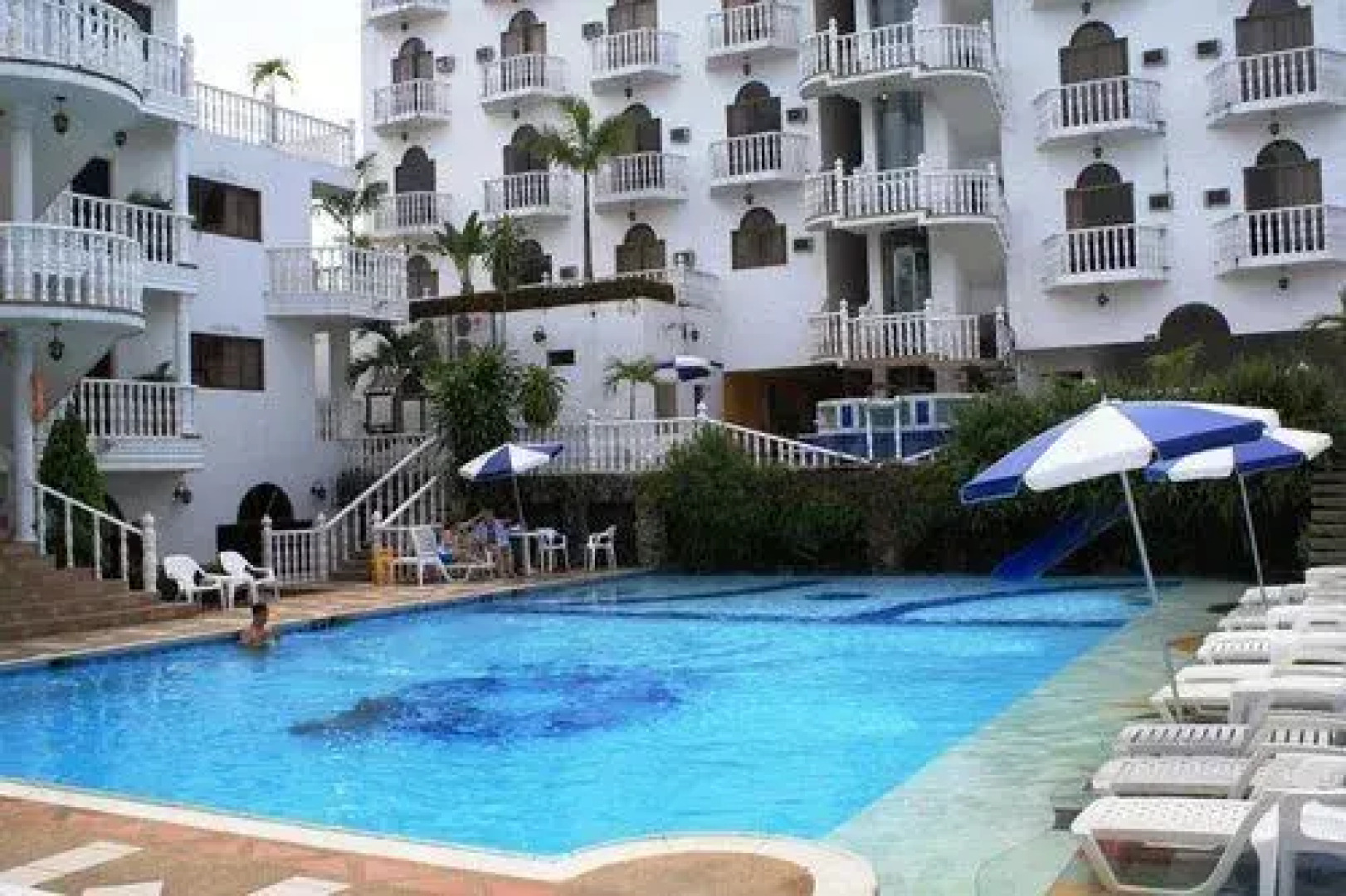 Hotel Anamichu Suites