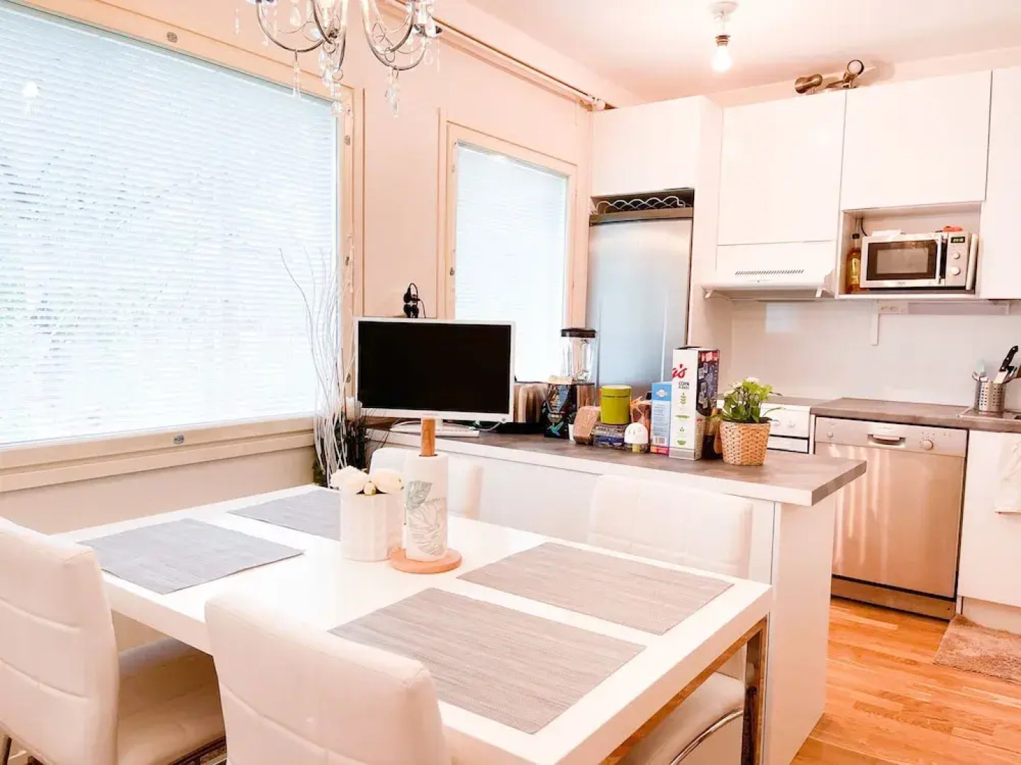 3bed Apartment 18 Mins by Metro to Helsinki Centre