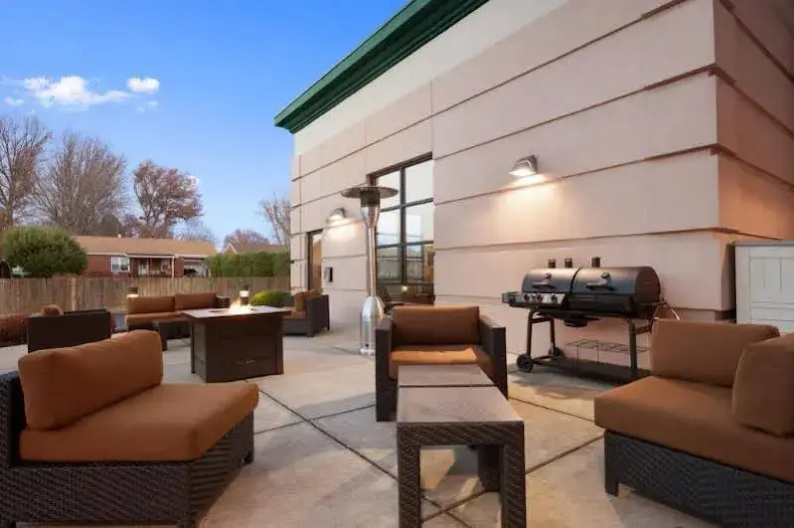 Wingate Vienna / Parkersburg