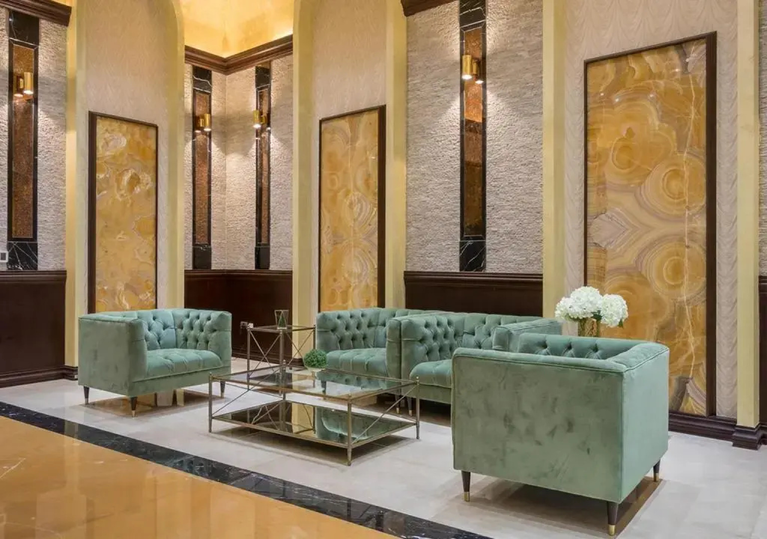 Top Floor Luxury 2BR Beach Apartment with Full Sea View