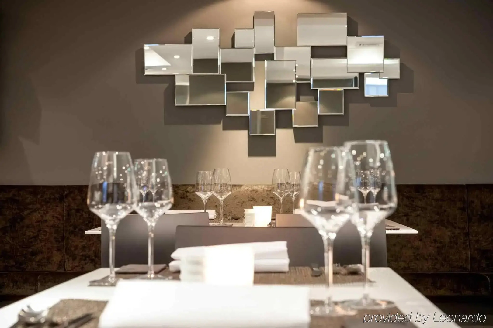 The Sebel Quay West Suites Sydney