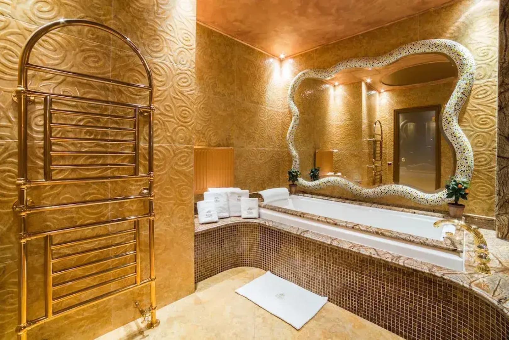 Royal Spa & Hotel Resort