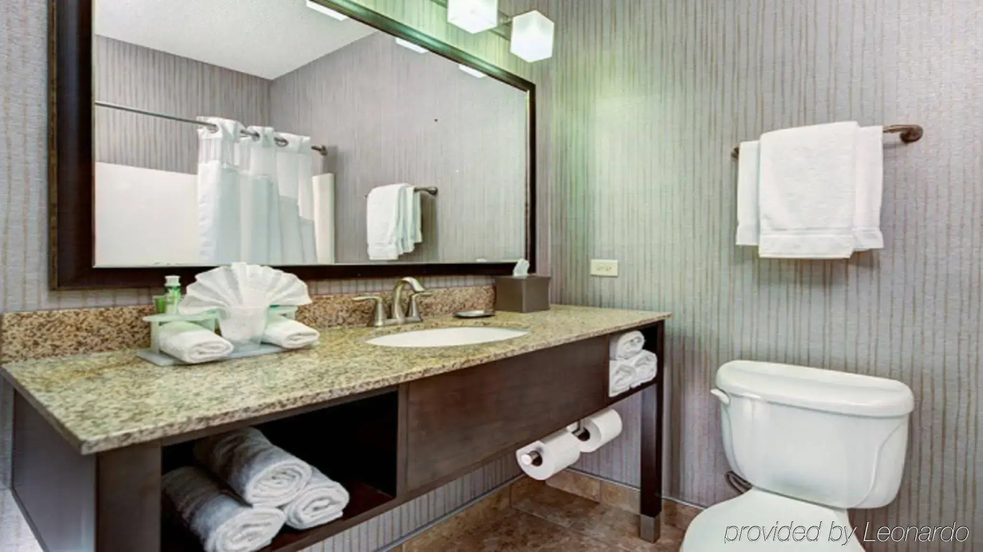 Holiday Inn Express & Suites Chicago-Deerfield/Lincolnshire by IHG