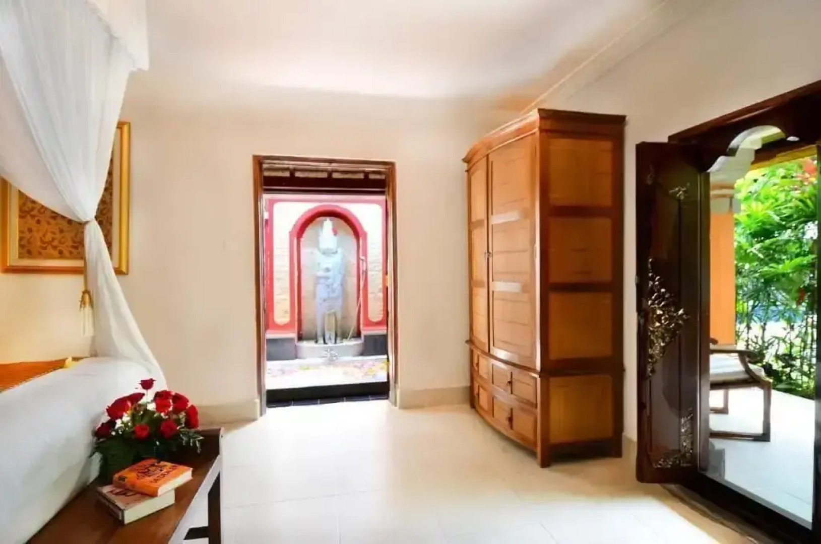 Tirta Ayu Hotel & Restaurant