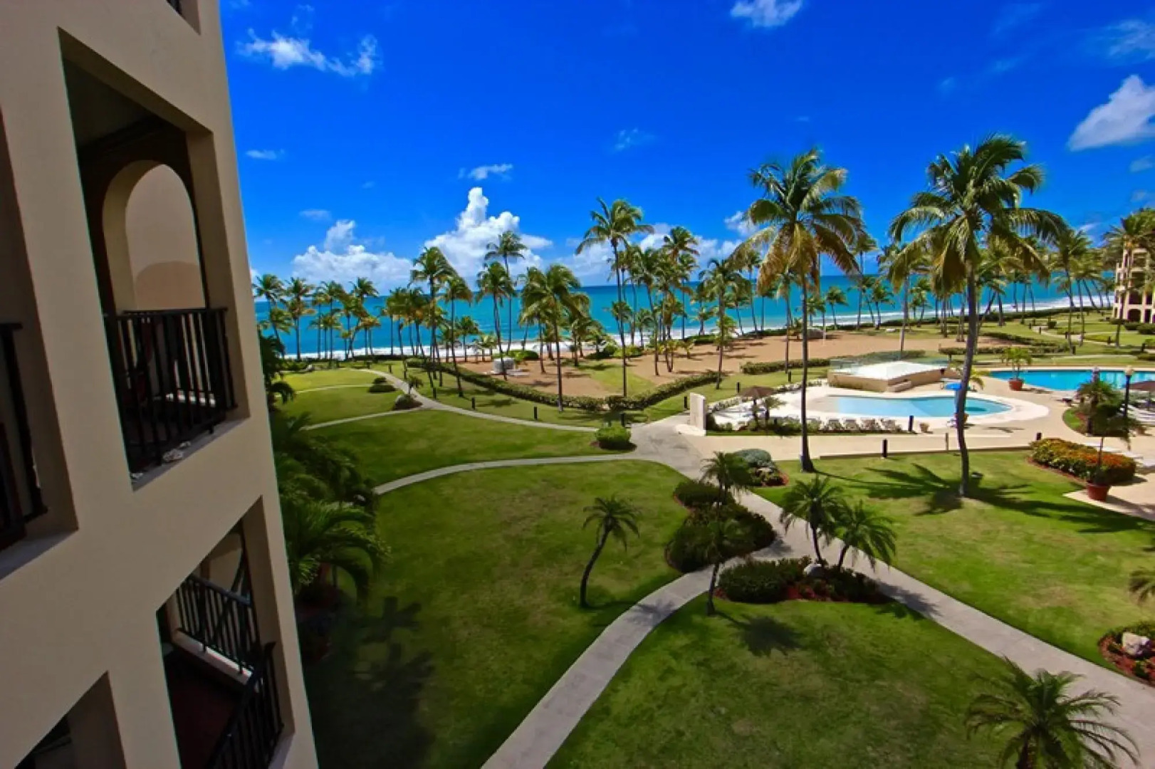 Sea Haven Serenity Villa in Crescent Beach Cb219