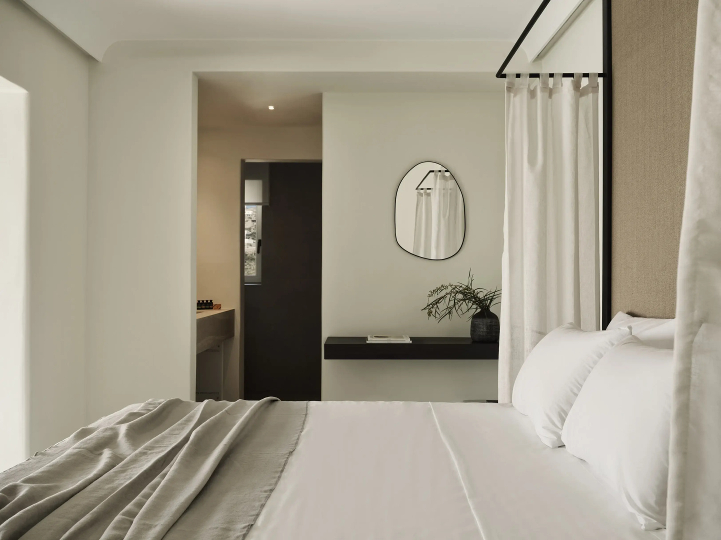 Ezio Bo Luxury Living