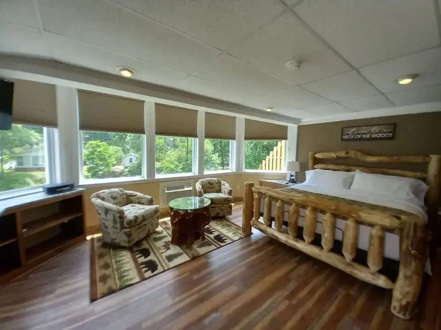 The Carter Lodge On The River