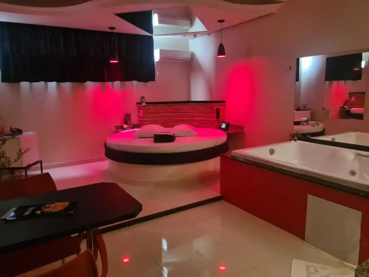 Prime Motel Americana