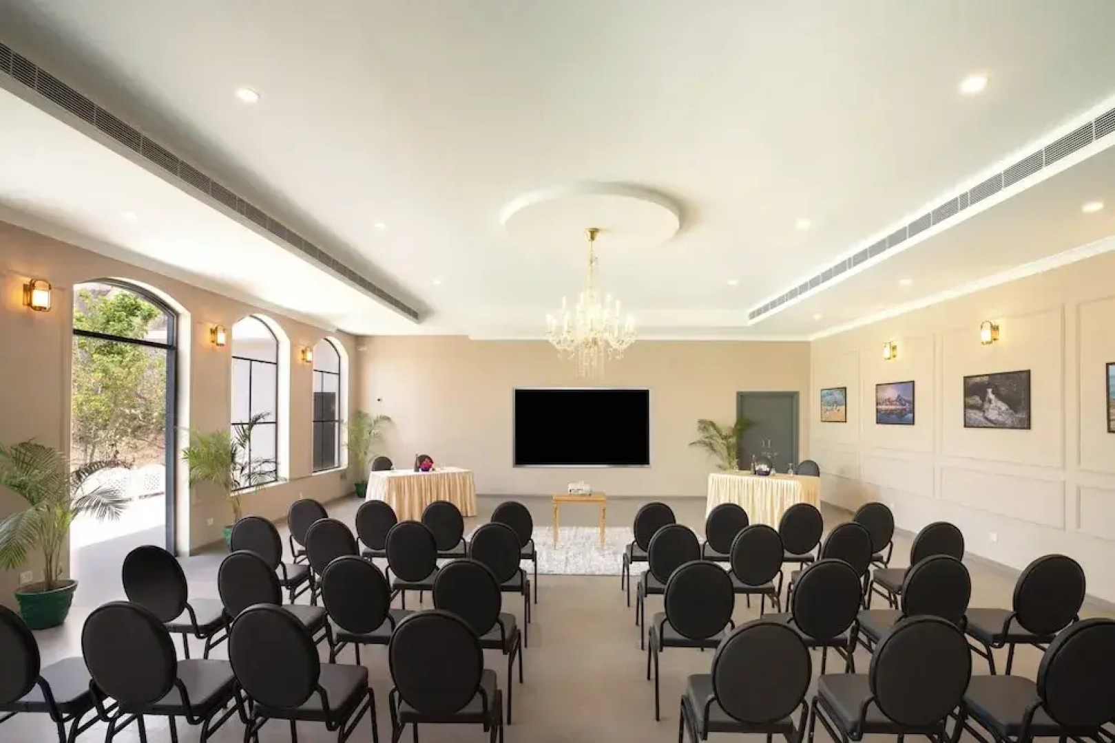 WelcomHeritage Cheetagarh Resort and Spa