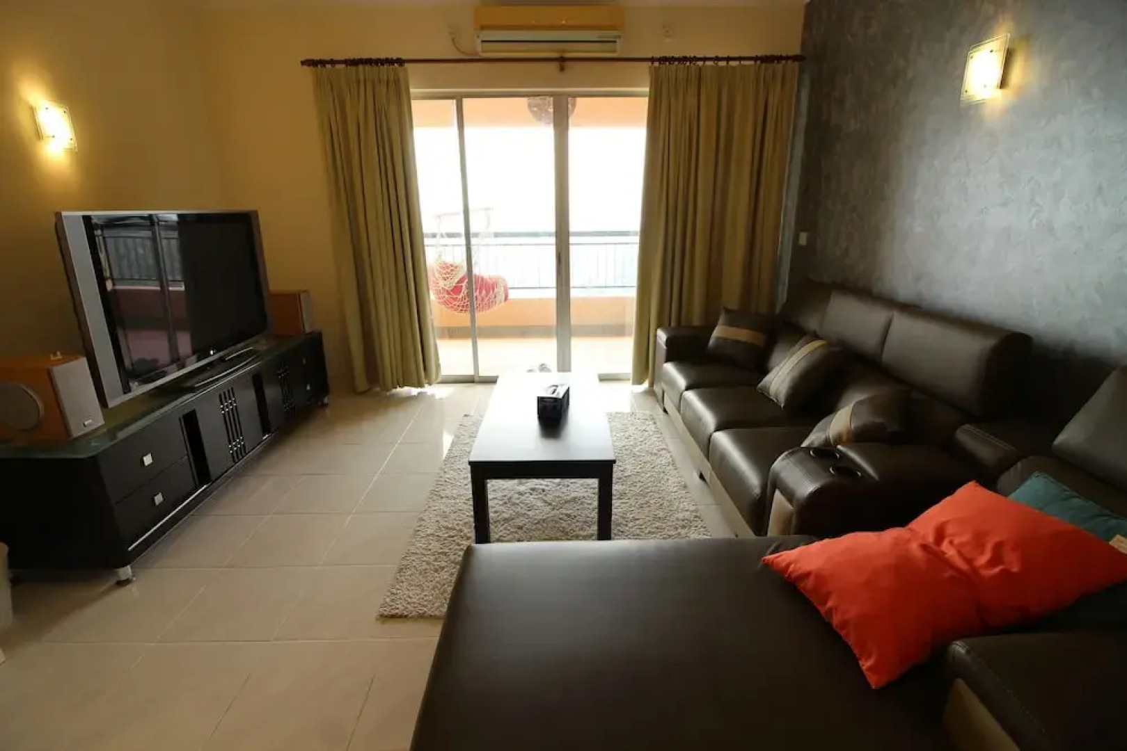 Seri Maya Walk to LRT Station by HnHCozy