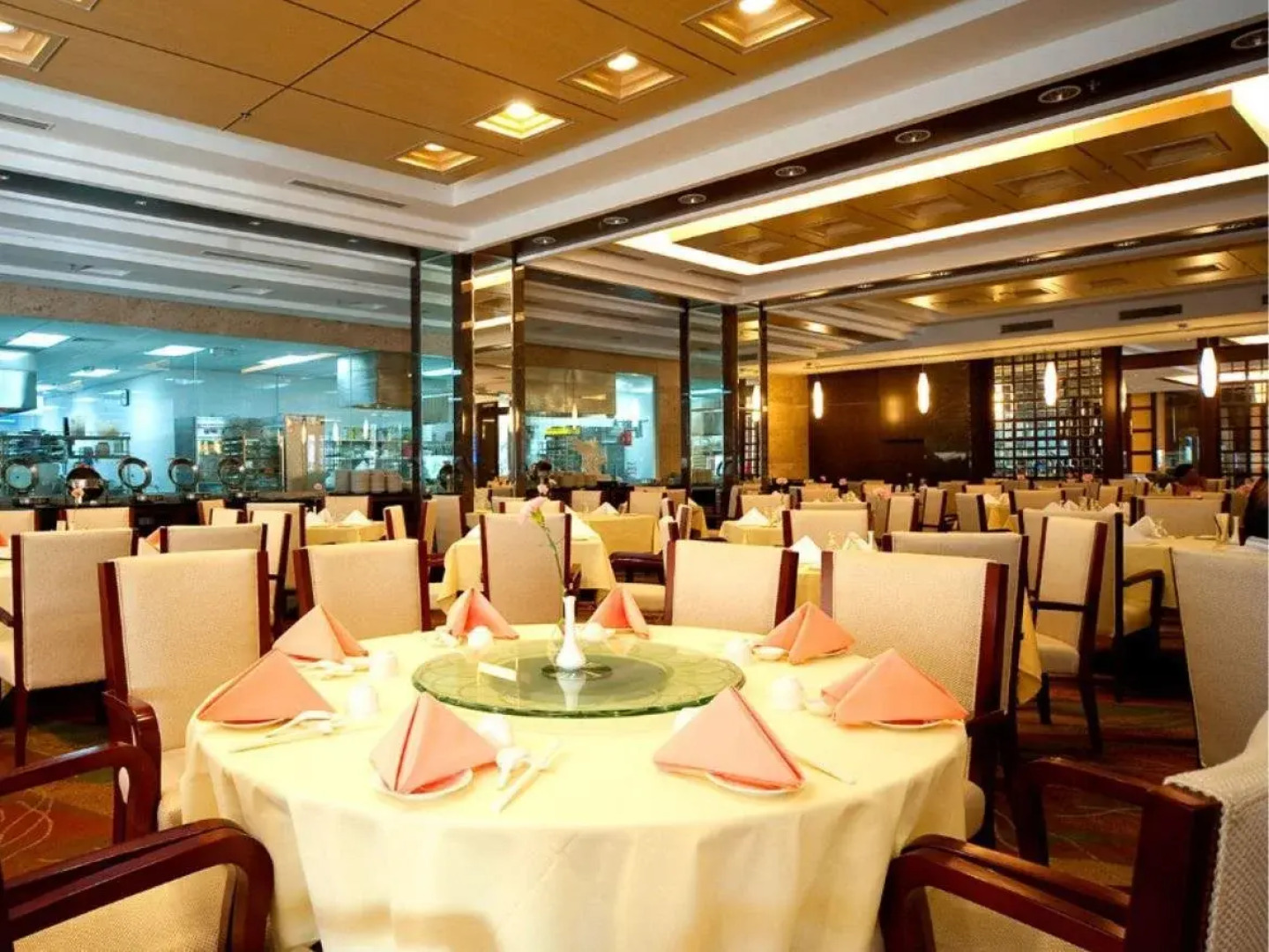 Imperial Palace Hotel