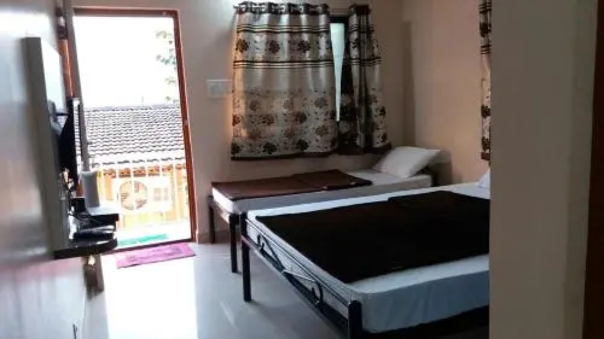 TY Lakeview Cottages