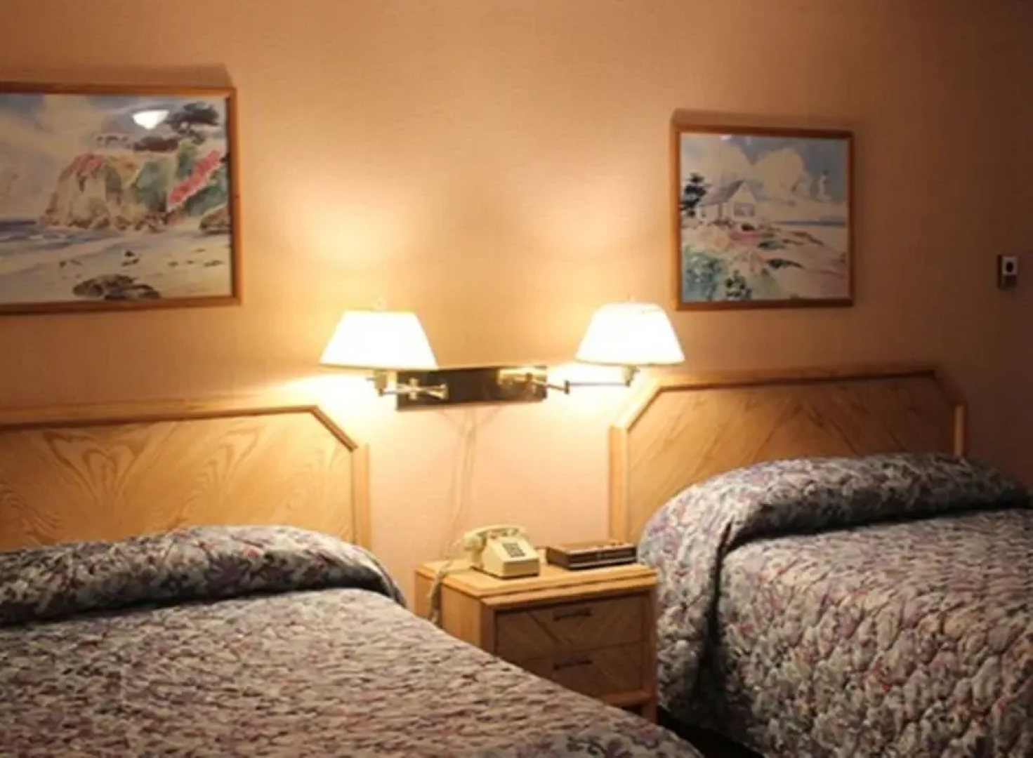 Tides Motor Inn at Stehli Beach