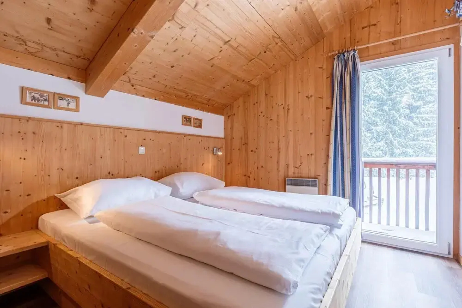 Chalet in Dachstein West With Shared Pool