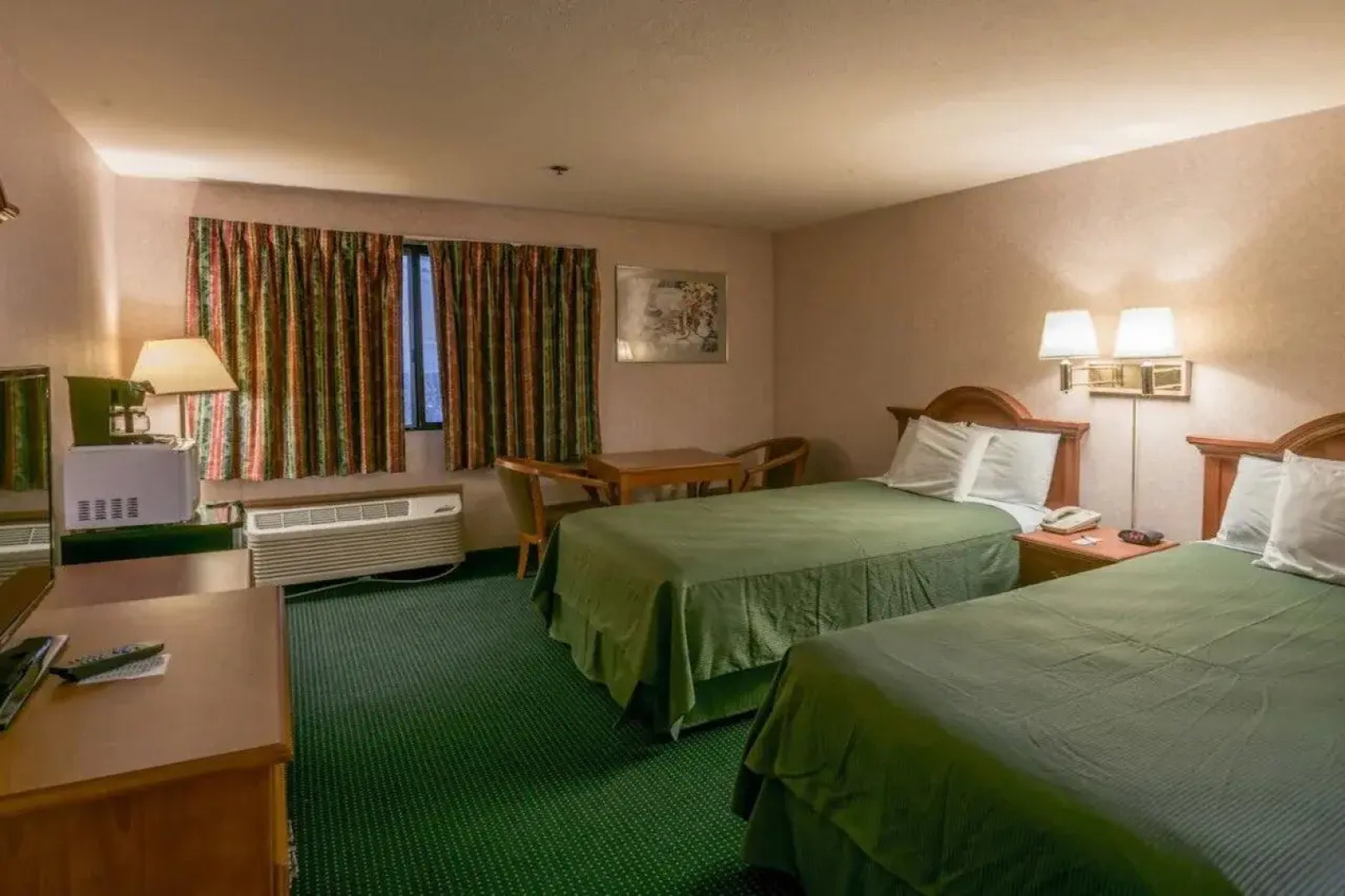 San Bernandino Inn & Suites
