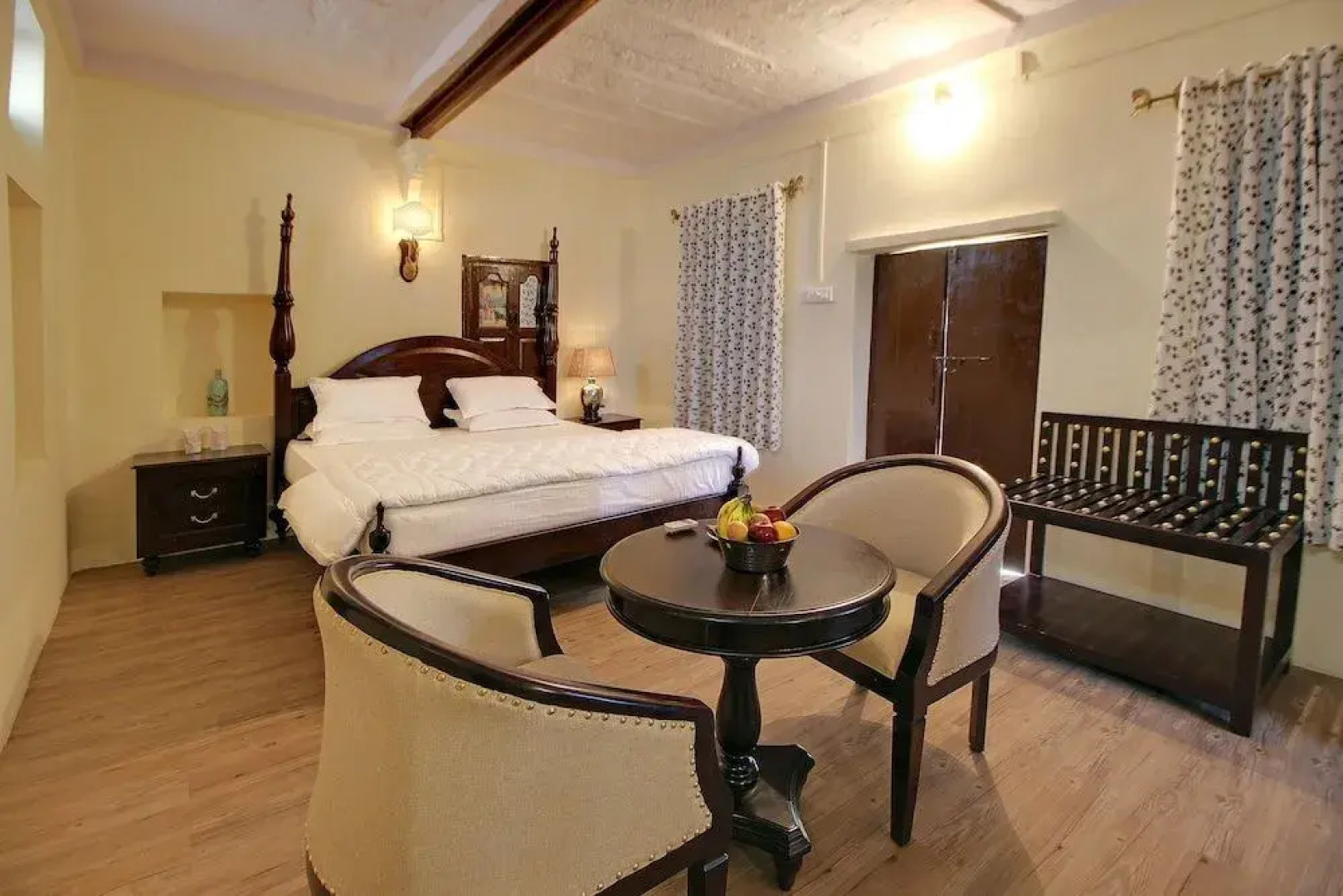 Jawai Castle Resort - A Heritage Hotel in Jawai Leopard Reserve