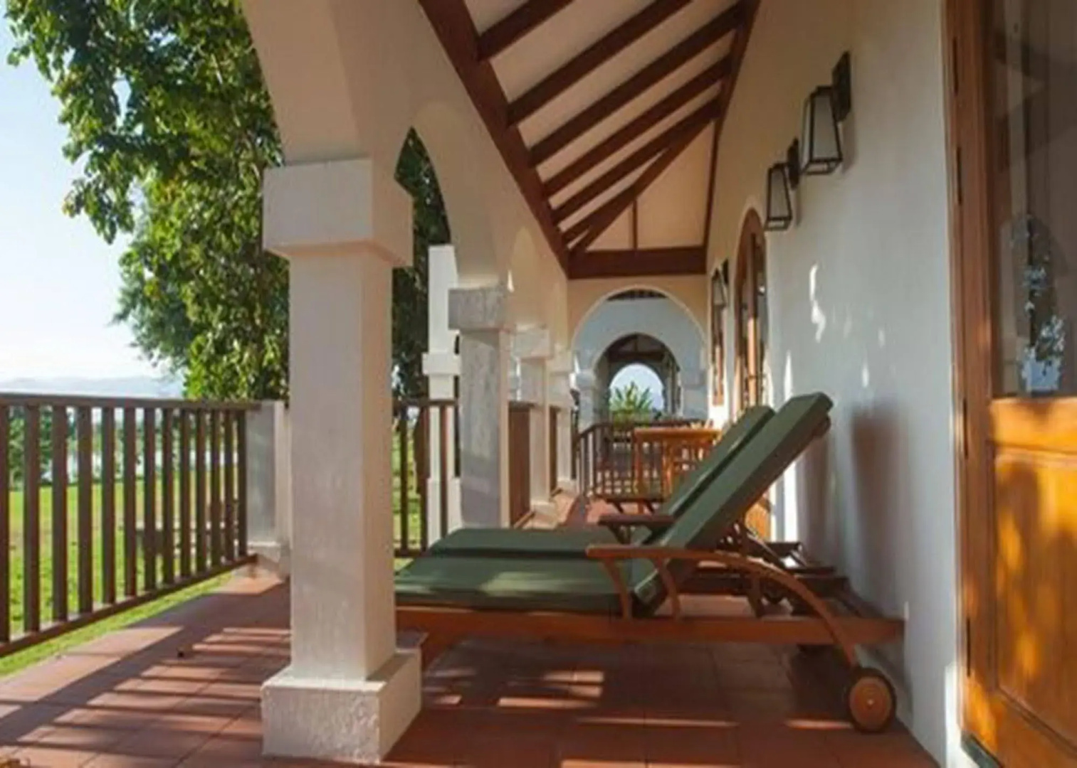 Sanctum Inle Resort