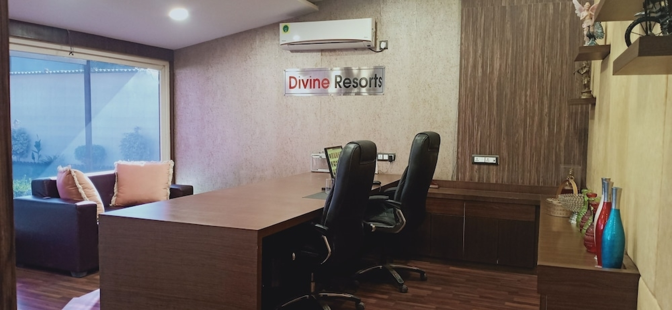 OYO 19389 SilverKey Rajouri Garden