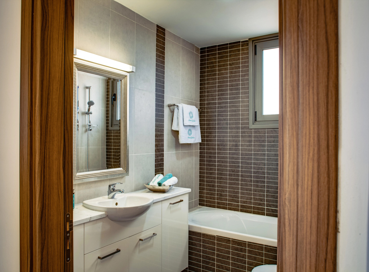 Atlantis Gardens Apartments & Villas