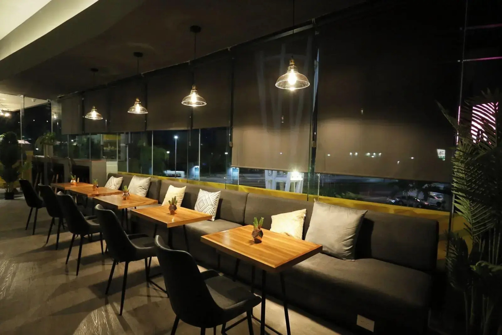 The Yellow Capsule Cancun Close to Airport