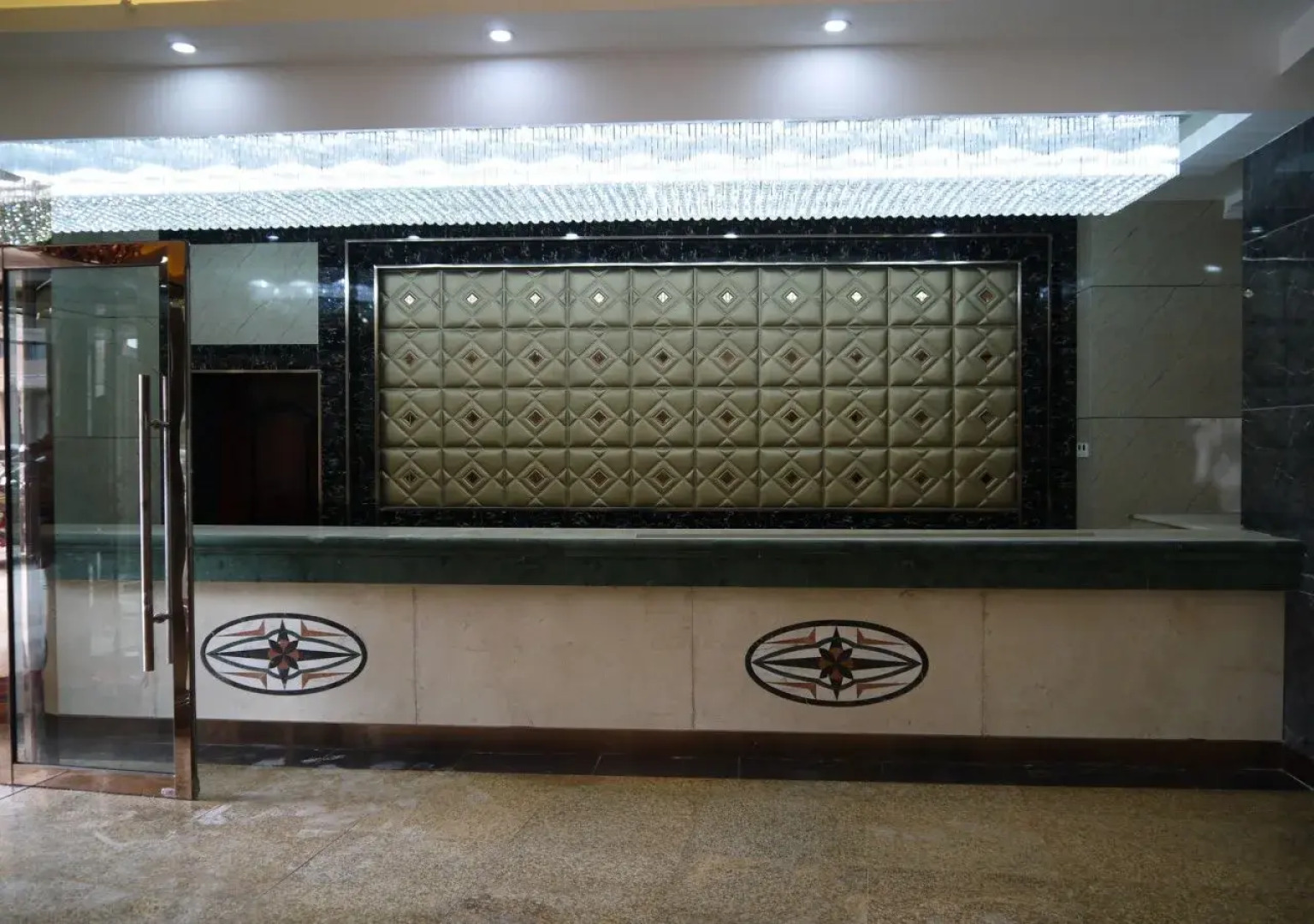 Qiniwak Hotel Kashgar