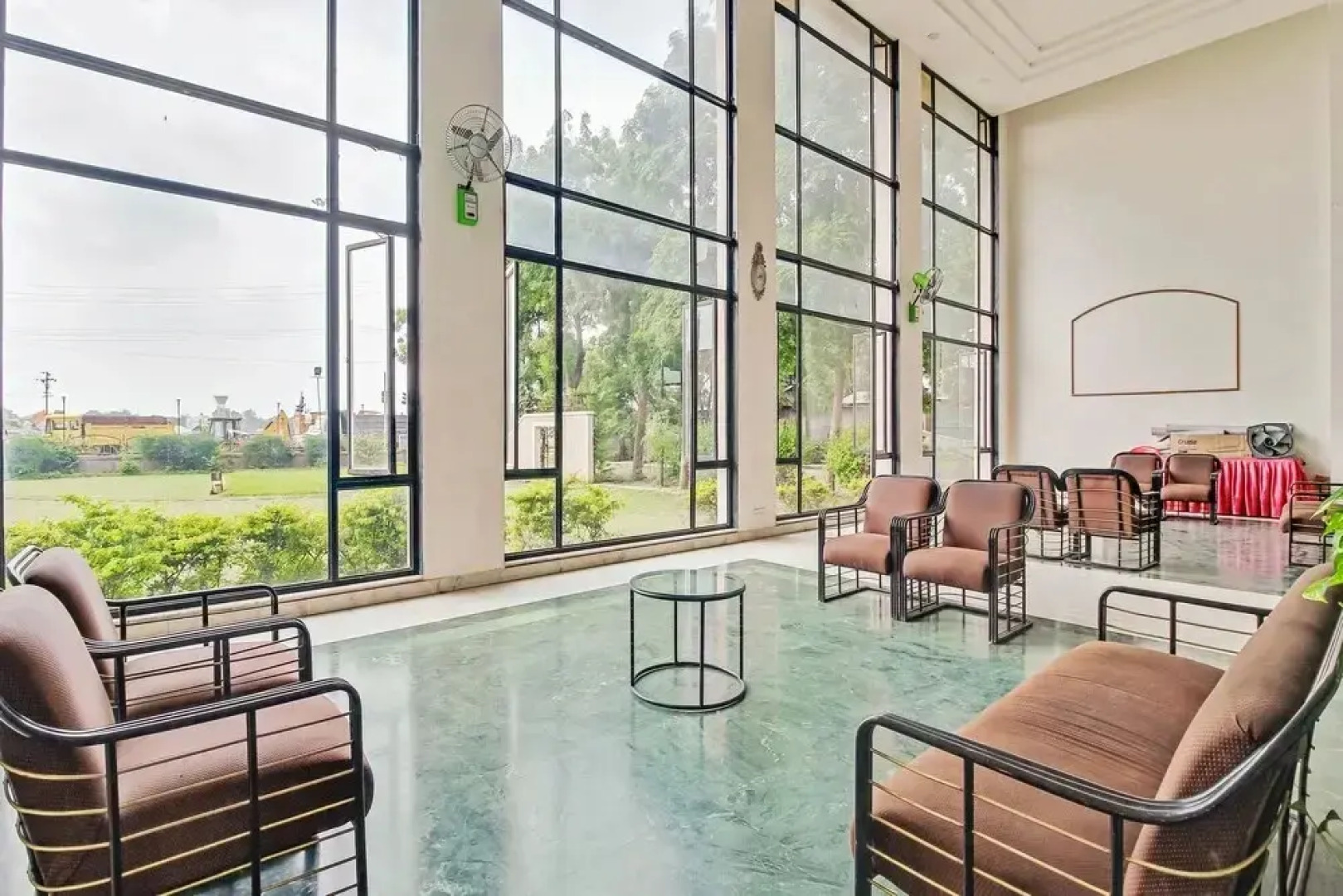 Hotel Residency Park by OYO Rooms