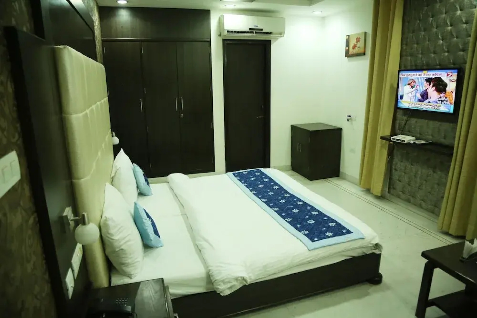 OYO 5121 Hotel Ocean