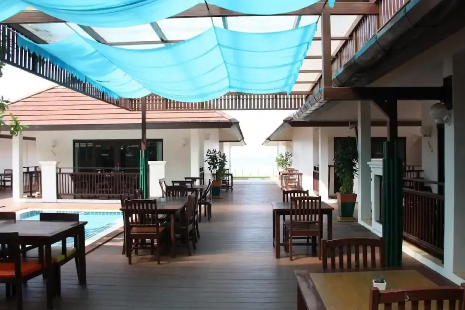 Fanari Khaolak Resort (Fanari Seafront Wing)