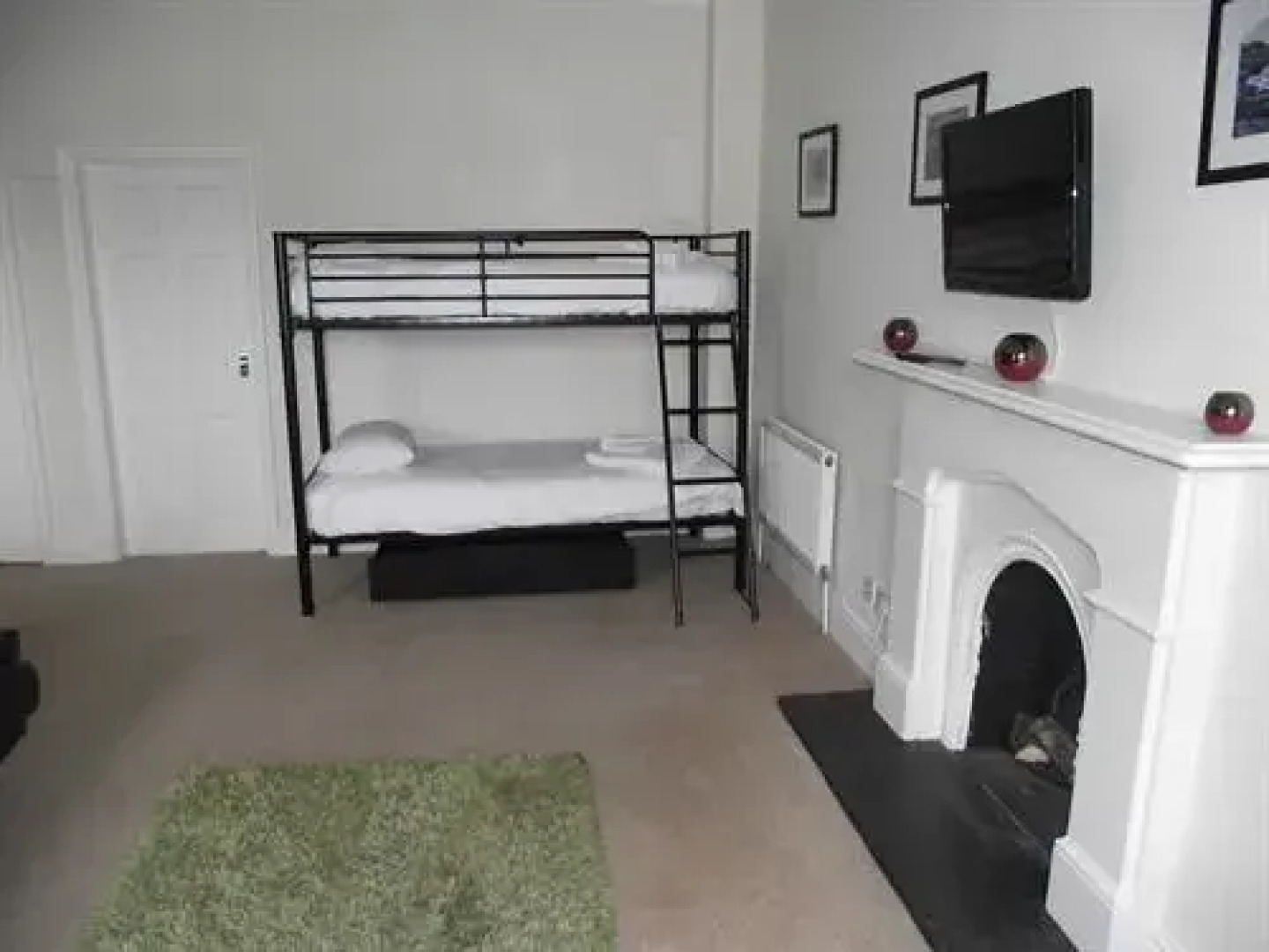 Gwesty Ty Gorsaf Hotel