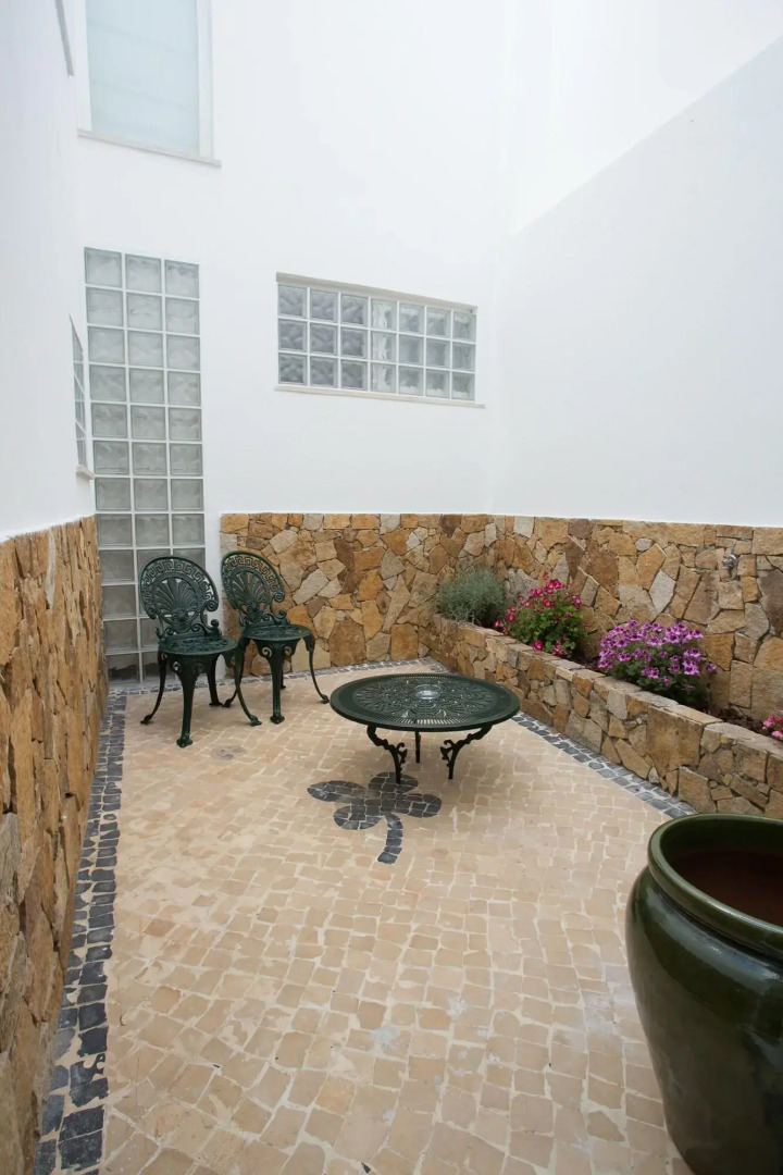 Luxury Guest House Opus One