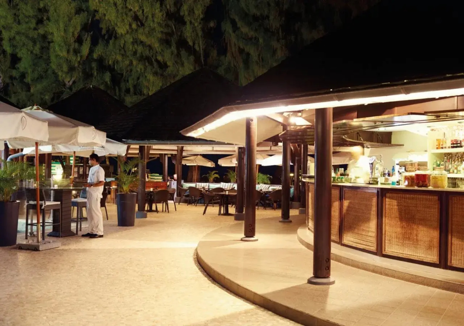 Отель Lux* Saint Gilles