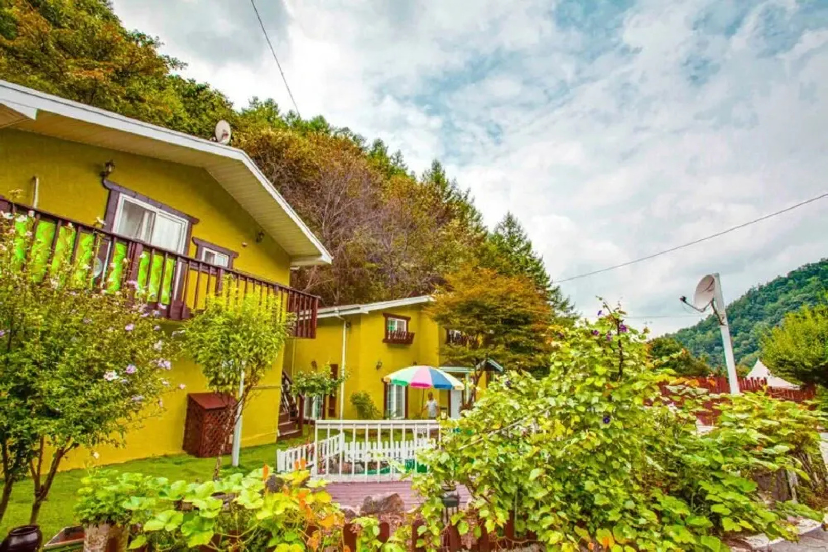 Yangpyeong Happy Village Cloud Bridge Pension