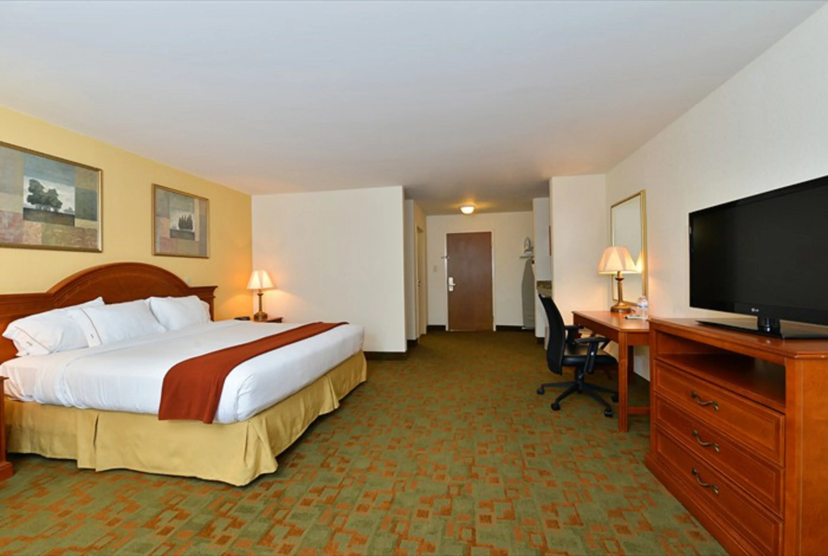 Holiday Inn Express Hotel & Suites Petersburg-Dinwiddie by IHG