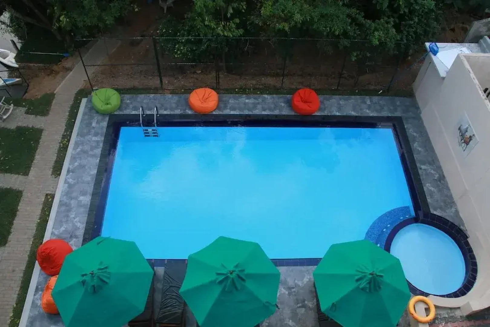 Sanu Lagoon Resort & Spa