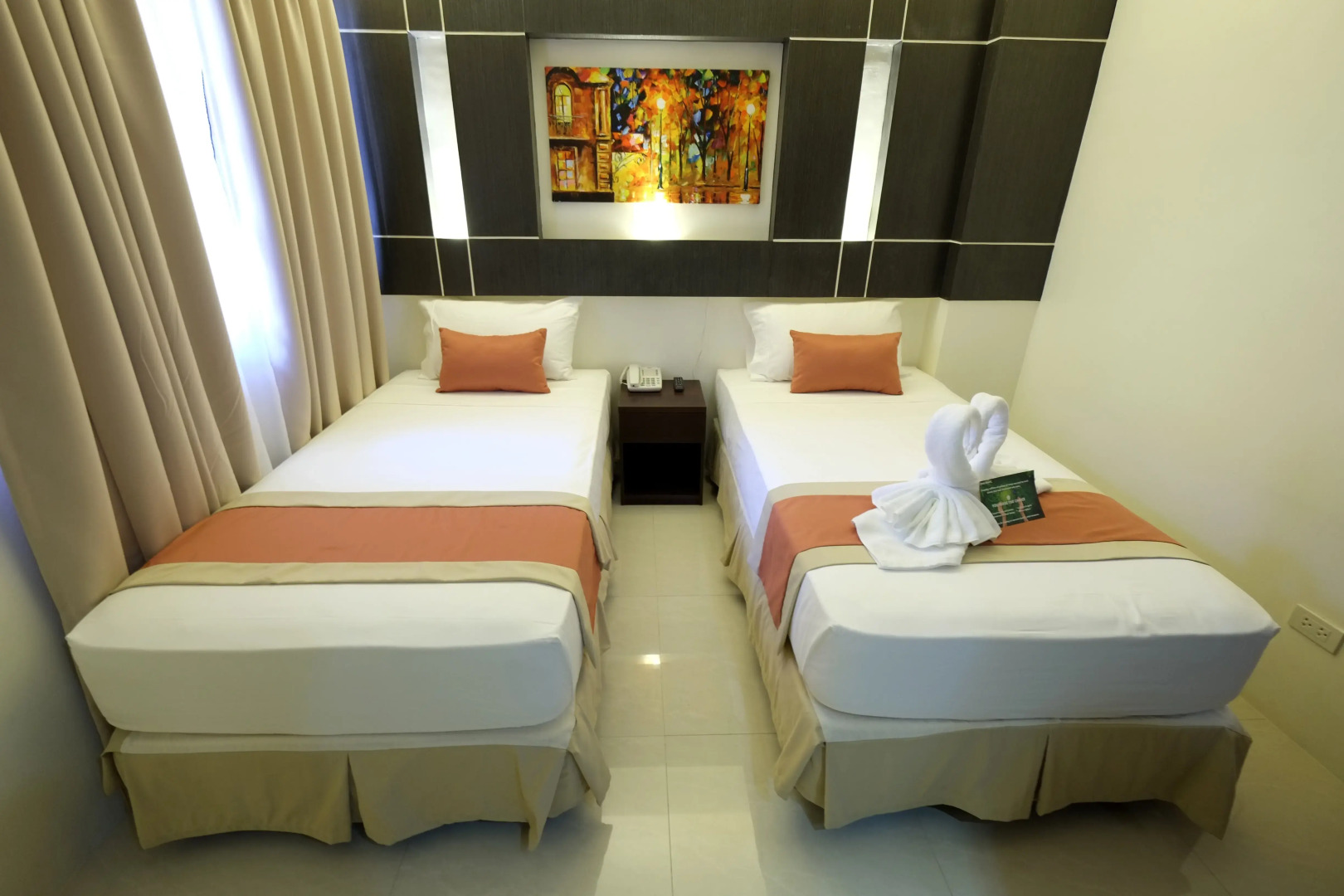 Southpole Central Hotel