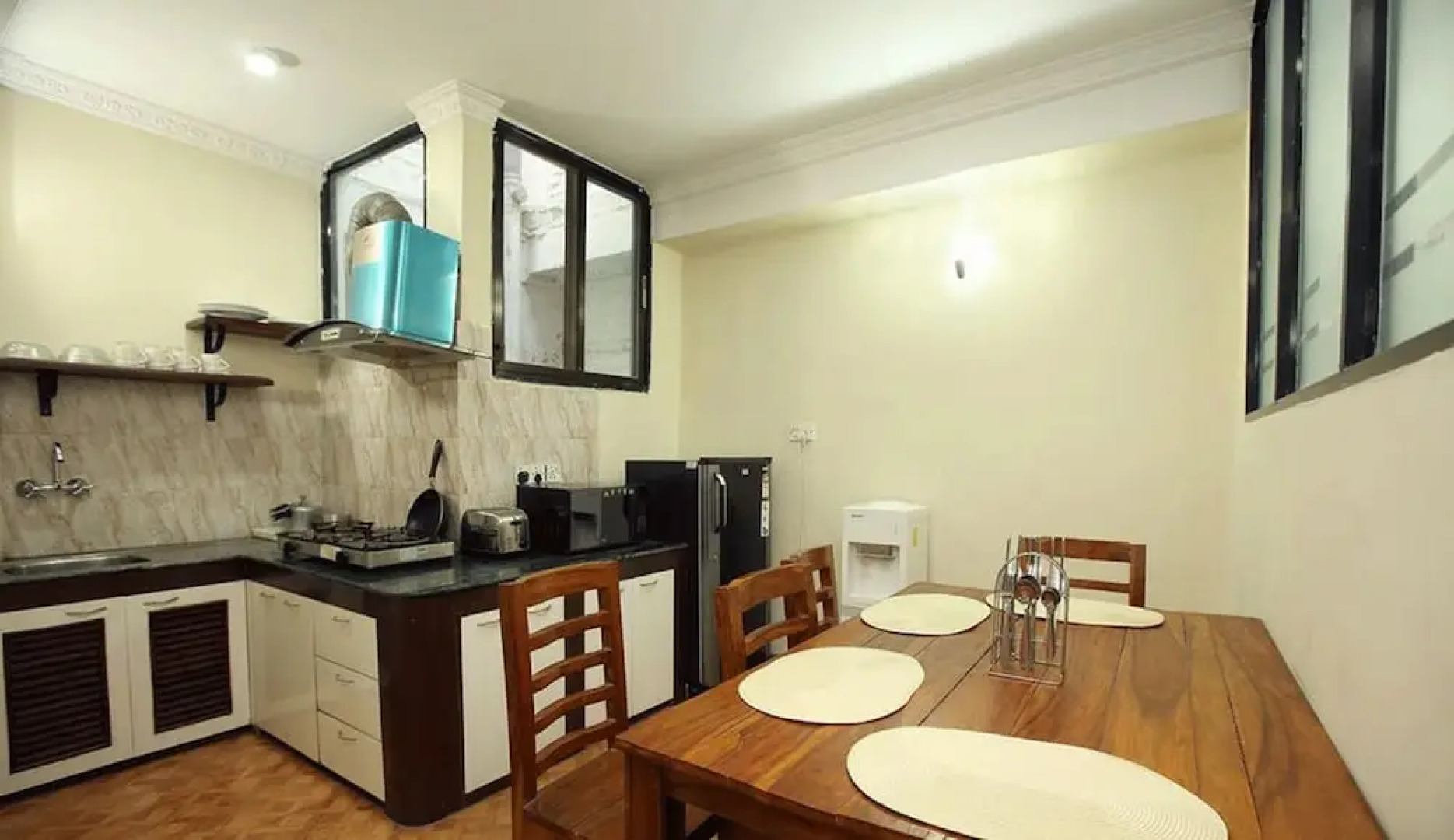 Vibrant  2BHK Apartment by Casa Deyra