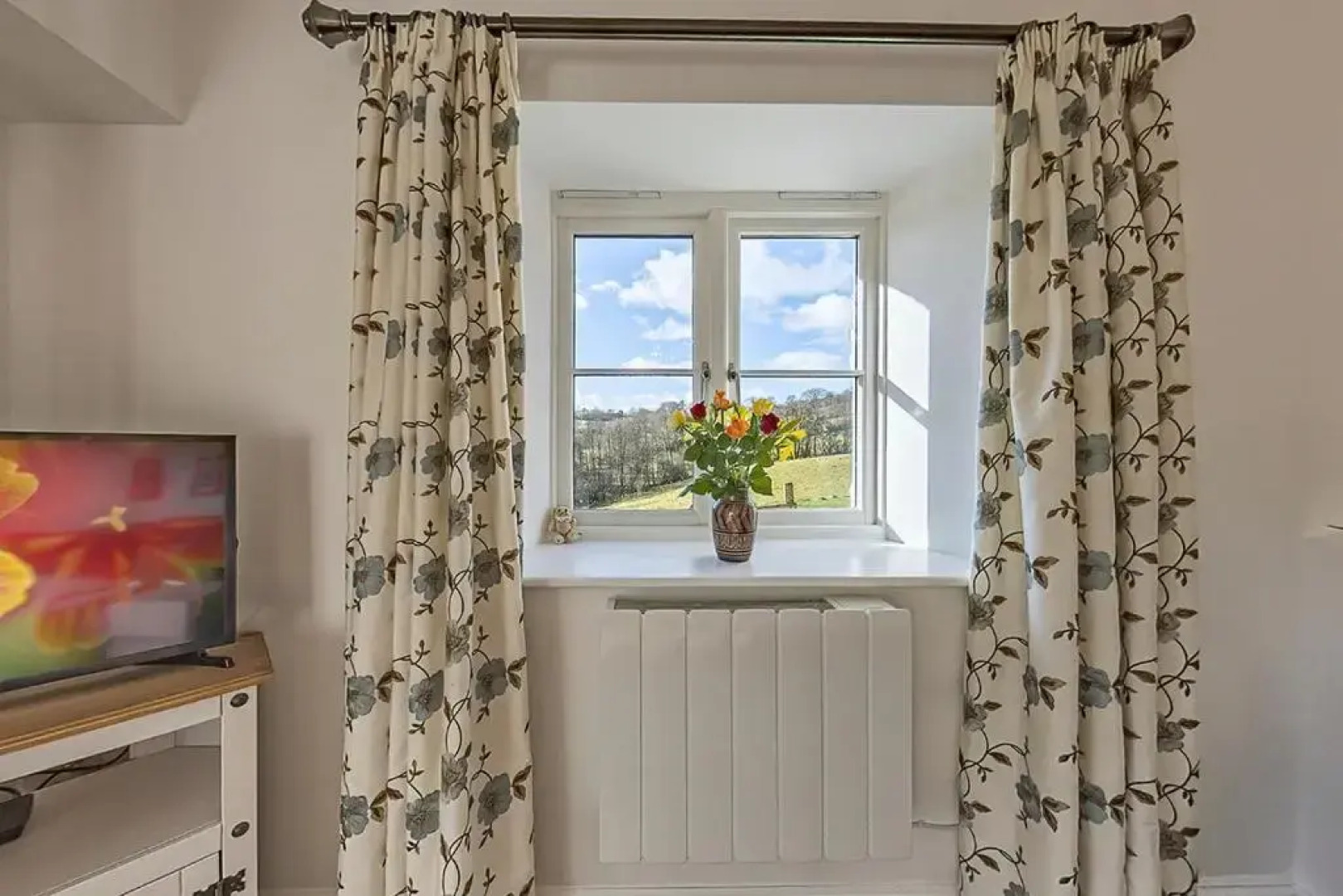 Stunning Large Barn Conversion in Betws Gwerfil Goch -Ty Cerrig Barn