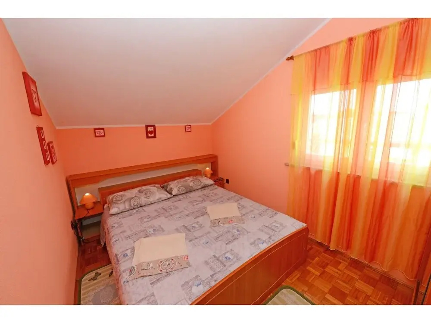 Adorable Holiday Home With Private Pool & Covered Terrace