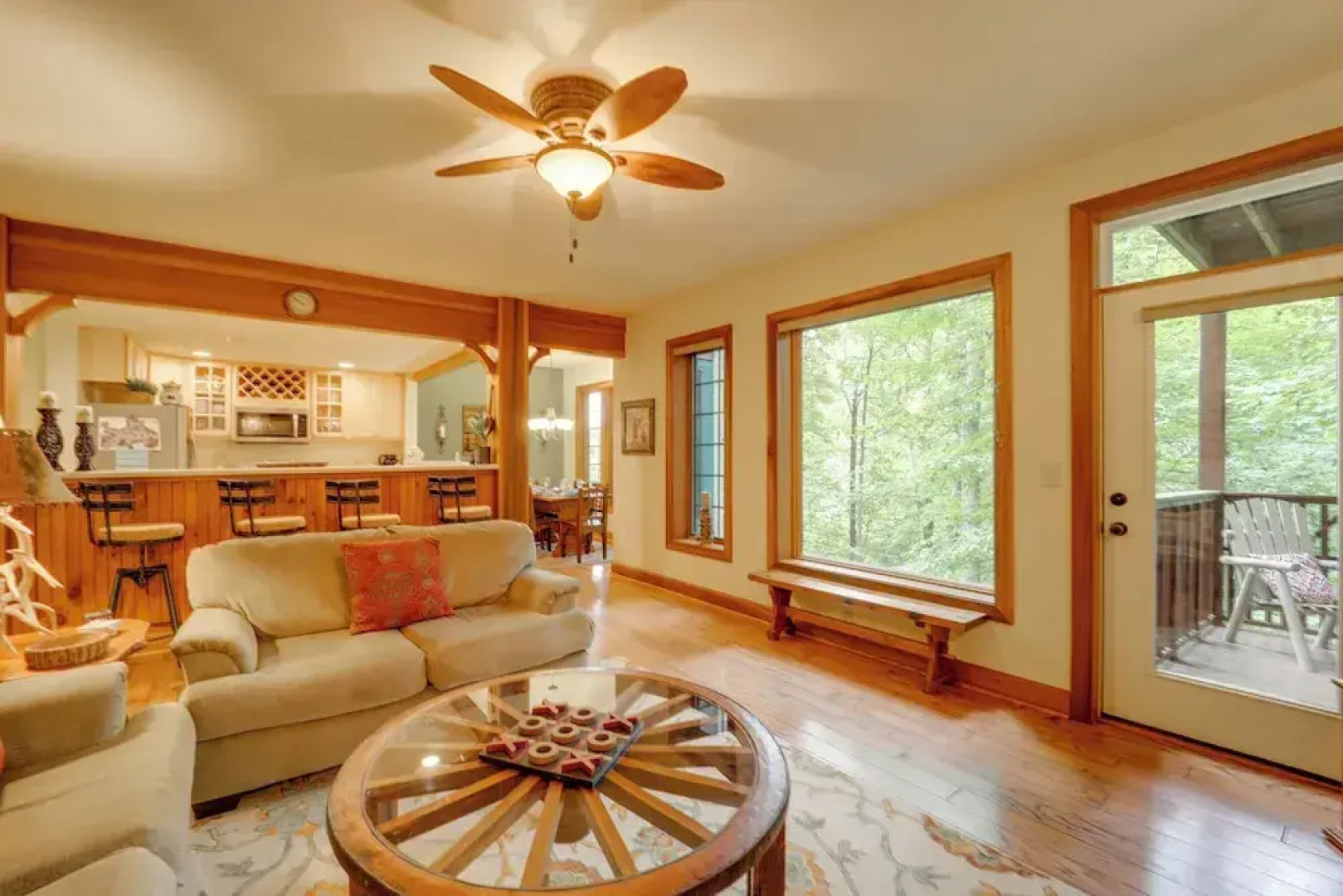 Hike On-site! Home 8 Mi to Wolf Ridge Ski Resort