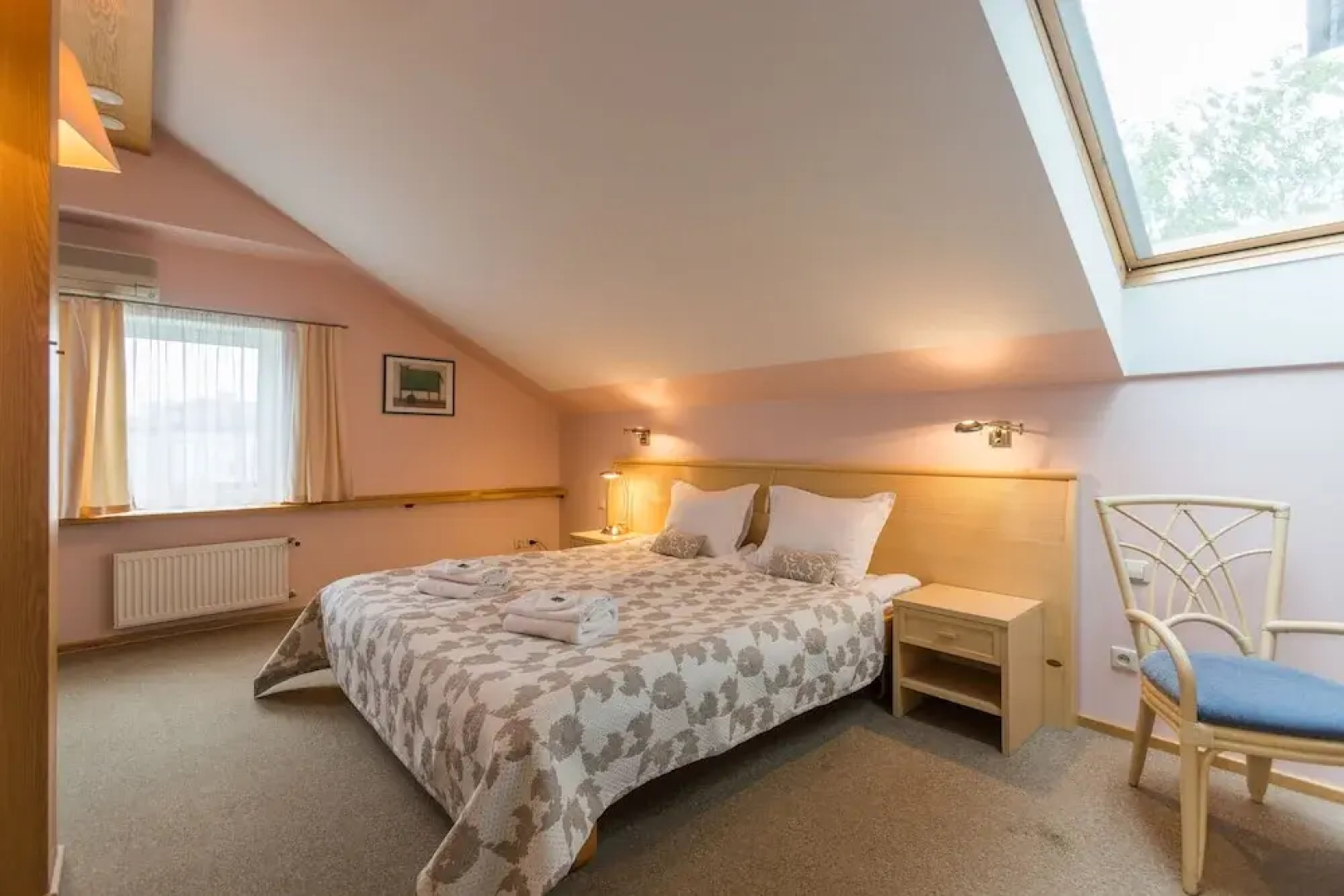 Roze Boutique Hotel