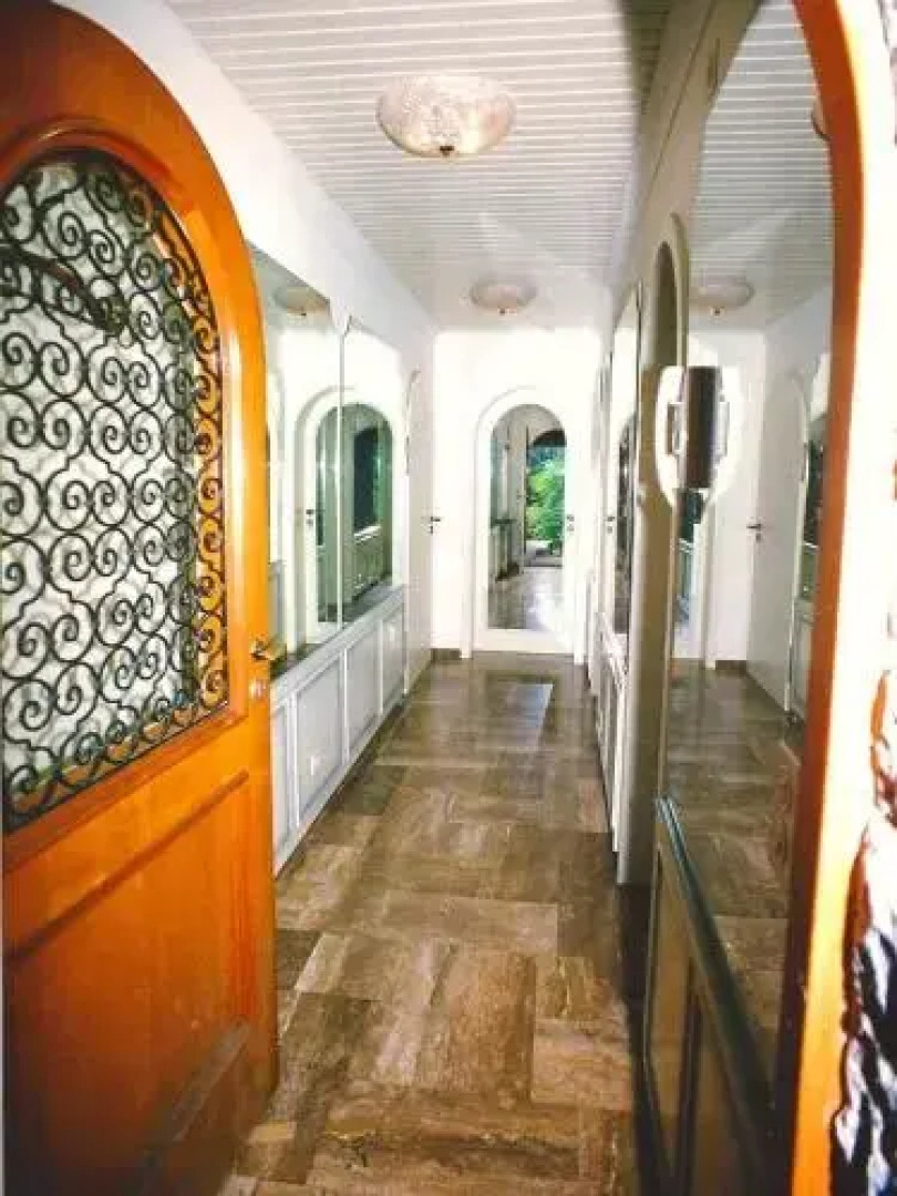 Garden Olive dog friendly