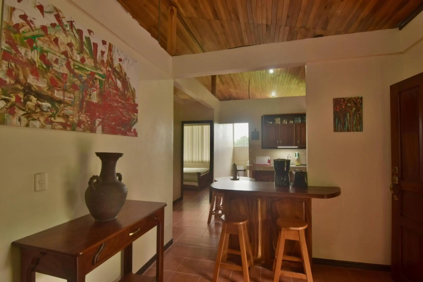 Casa Amarilla