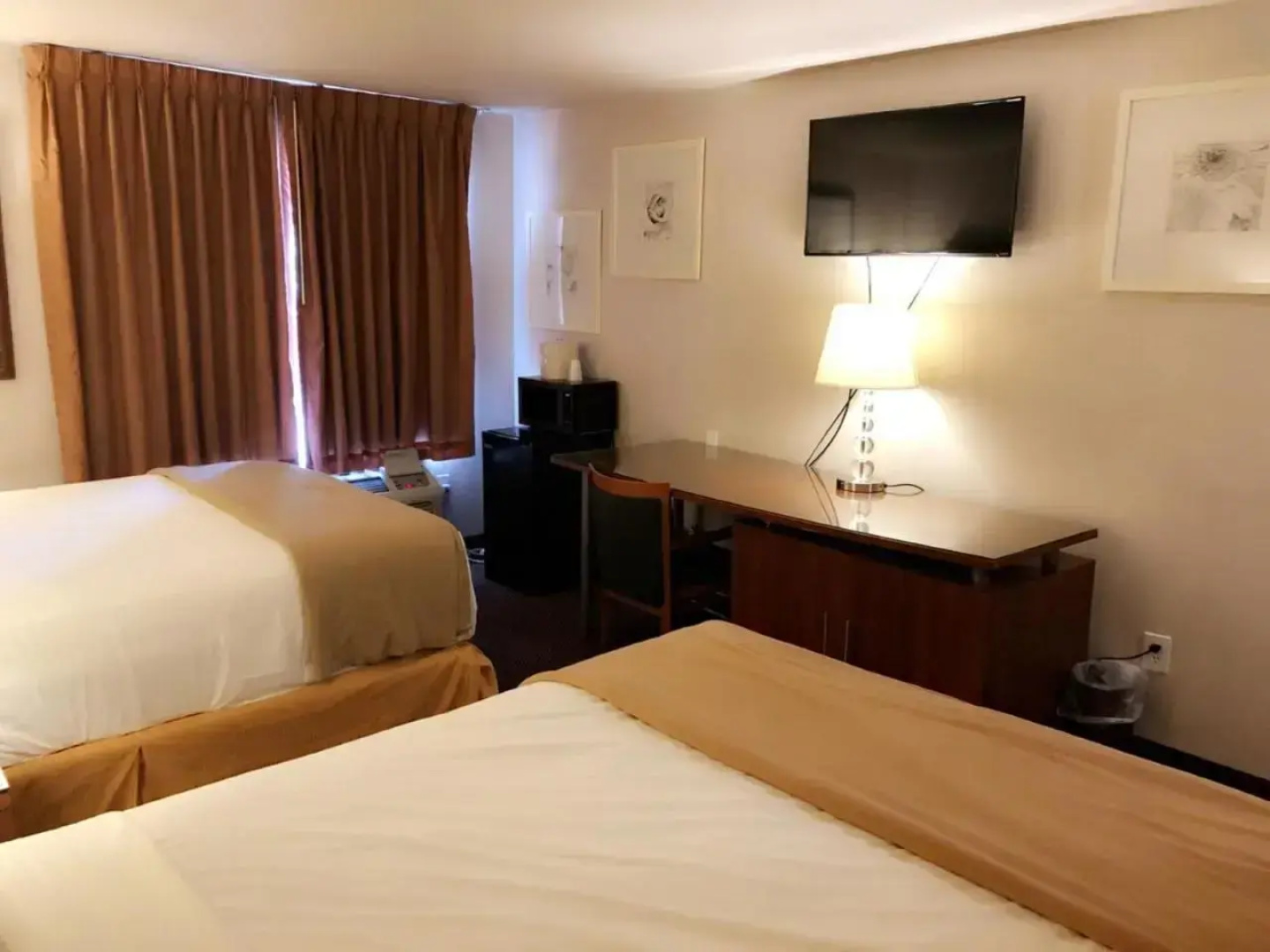 Sunrise Inn Hotel