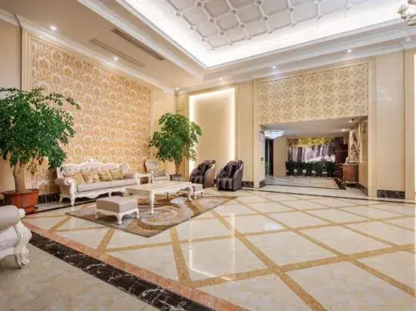 Manli Mandu Hotel
