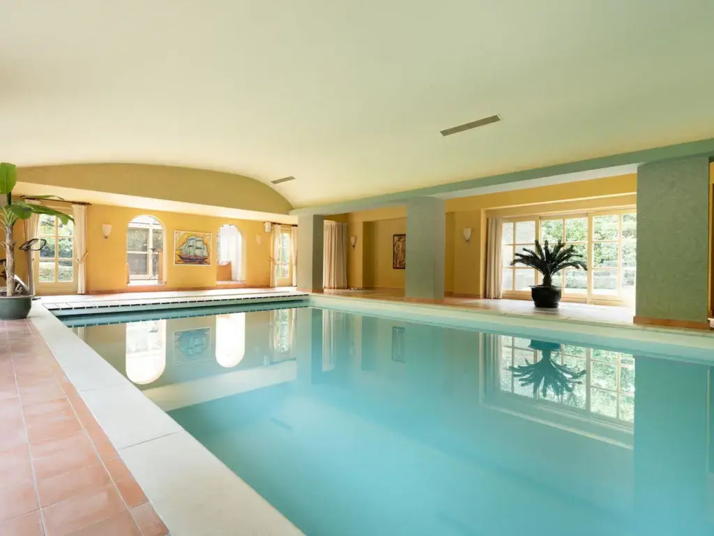 Beautiful Villa in Drunen With Private Heated Pool