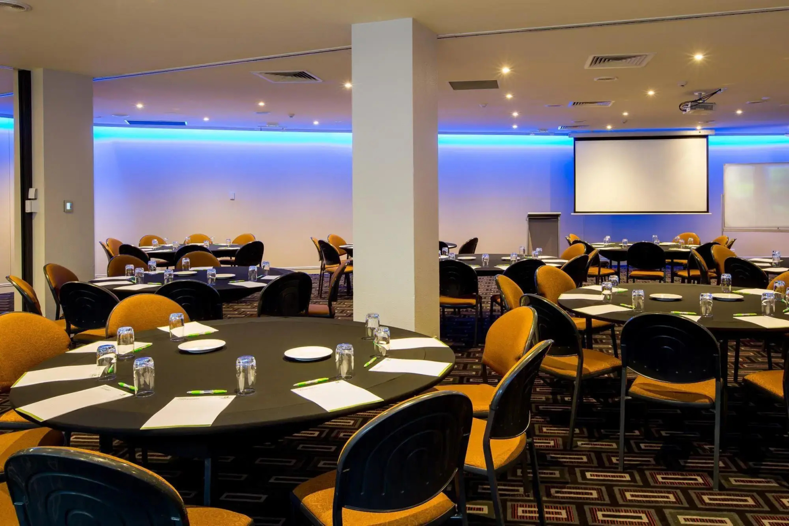 DoubleTree by Hilton Hotel Cairns