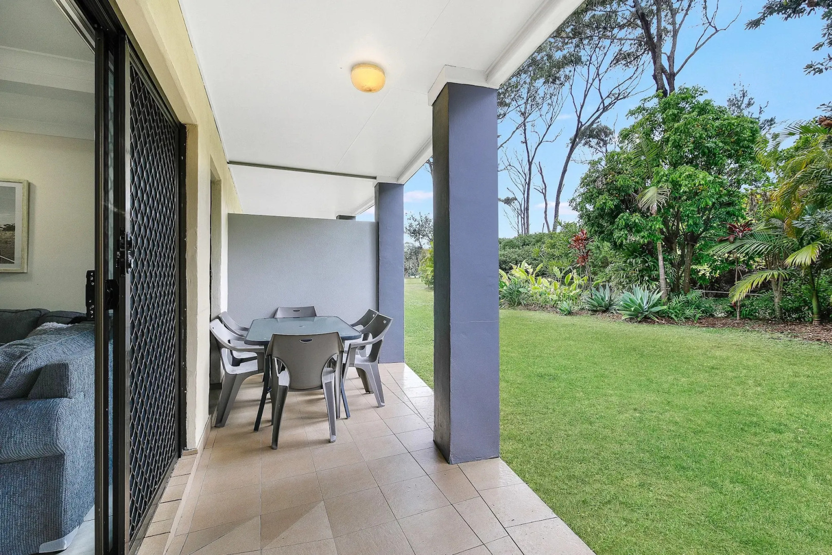 Smugglers on the Beach