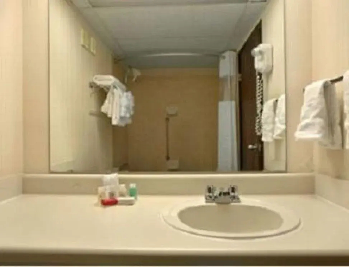 Plaza Hotel and Suites