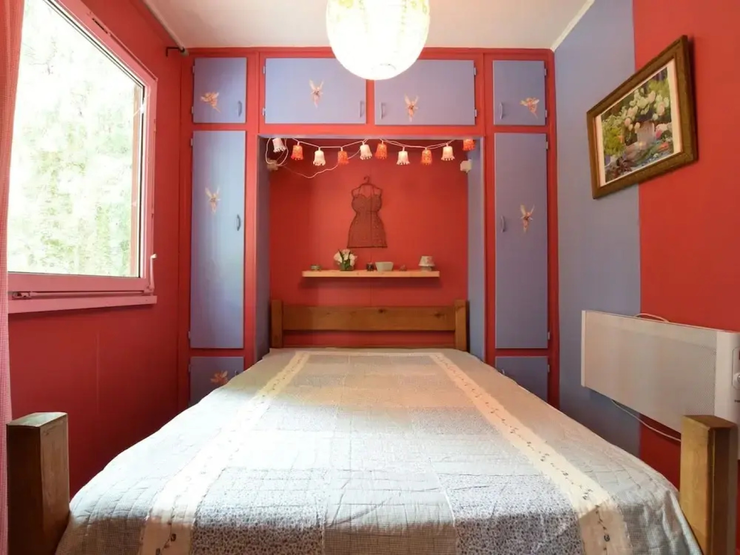 Lively Holiday Home With Garden, Barbecue, Garden Furniture